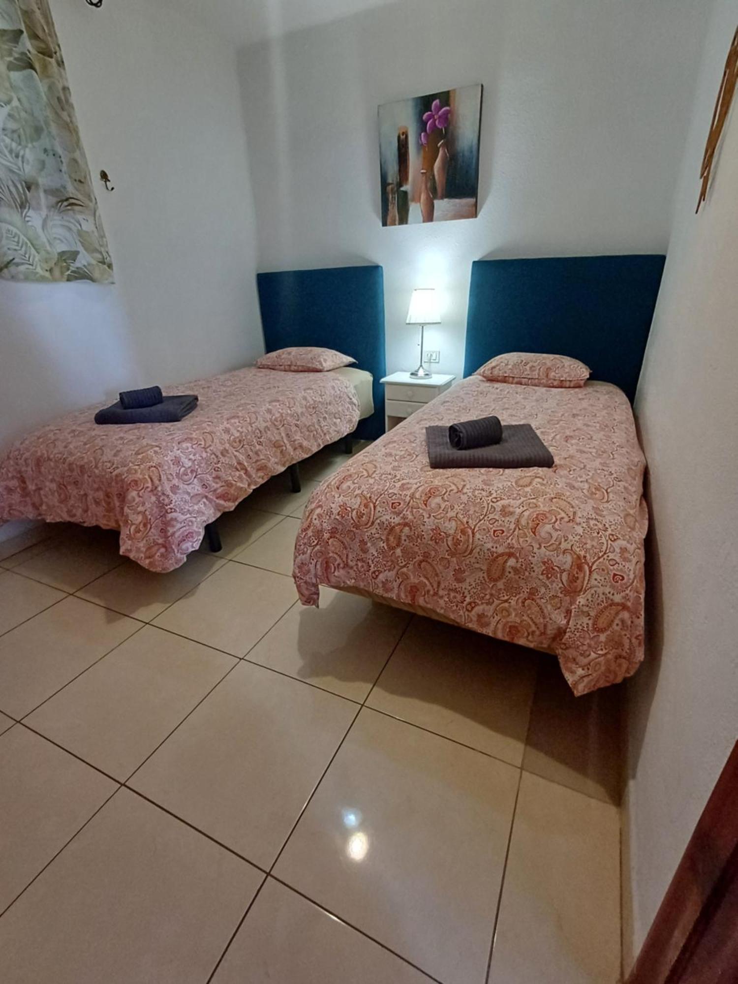 Parque Santiago I 242 By Tenerife Rental & Sales Playa de las Américas Eksteriør billede